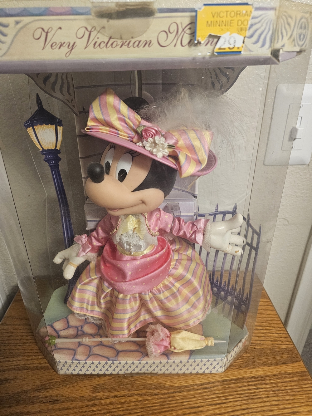 Disney Very Victorian Minnie Collector Doll – Vintage – In Original Box